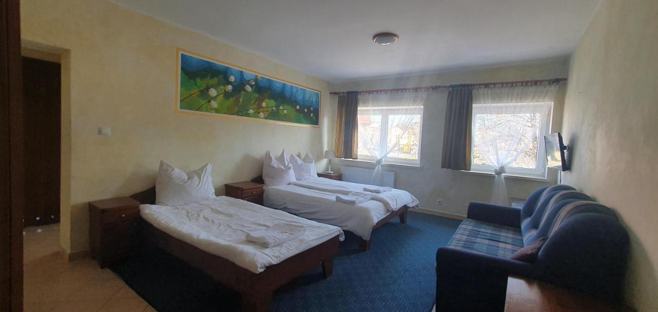 Hotel Zamek Miedzylesie Habitación foto